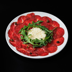 Карпаччо из говяжьей вырезки Карпаччо из говяжьей вырезки