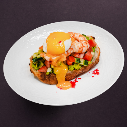 Яйцо пашот под голландским соусом с креветкой на чиабатте